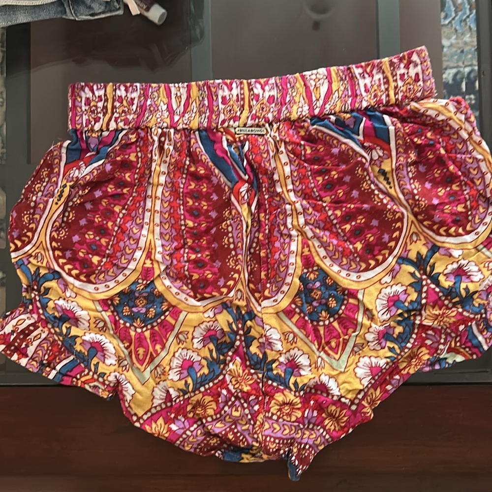 Shorts - Picture 2 of 2